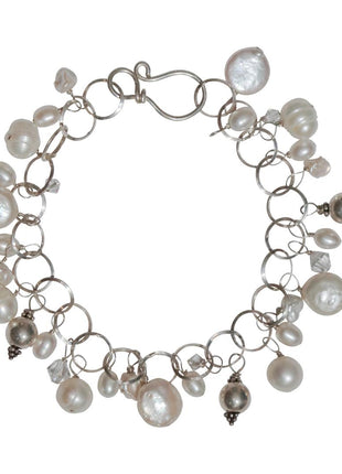 Poppy Pearl Bracelet